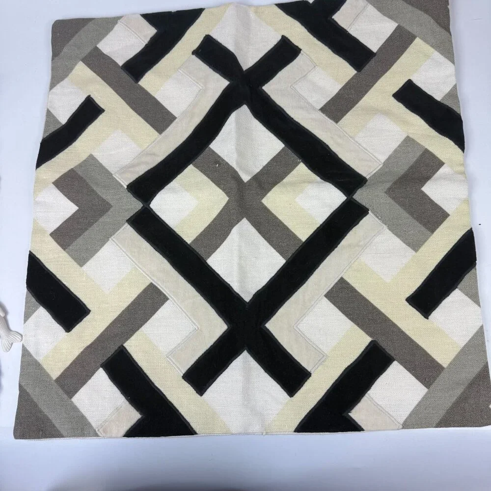 Williams-Sonoma Throw Pillow Cover Linen Velvet Applique Beige Geometric set of